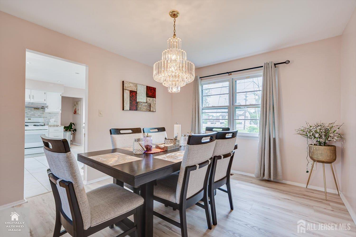 15 Roxy Avenue Edison, NJ 08820 - Photo 12 of 37