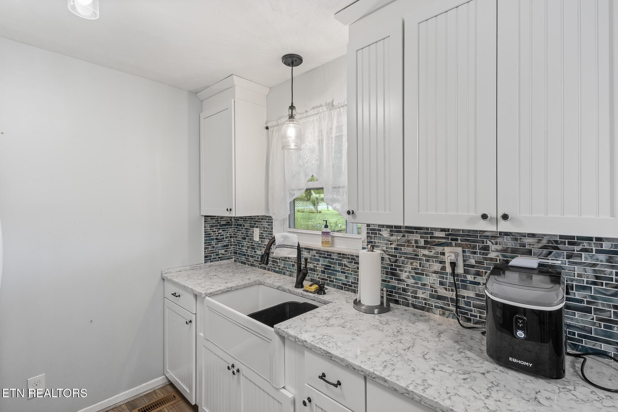 675 Pinhook Road Calhoun, TN 37309 - Photo 11 of 41 Gallery Image 11