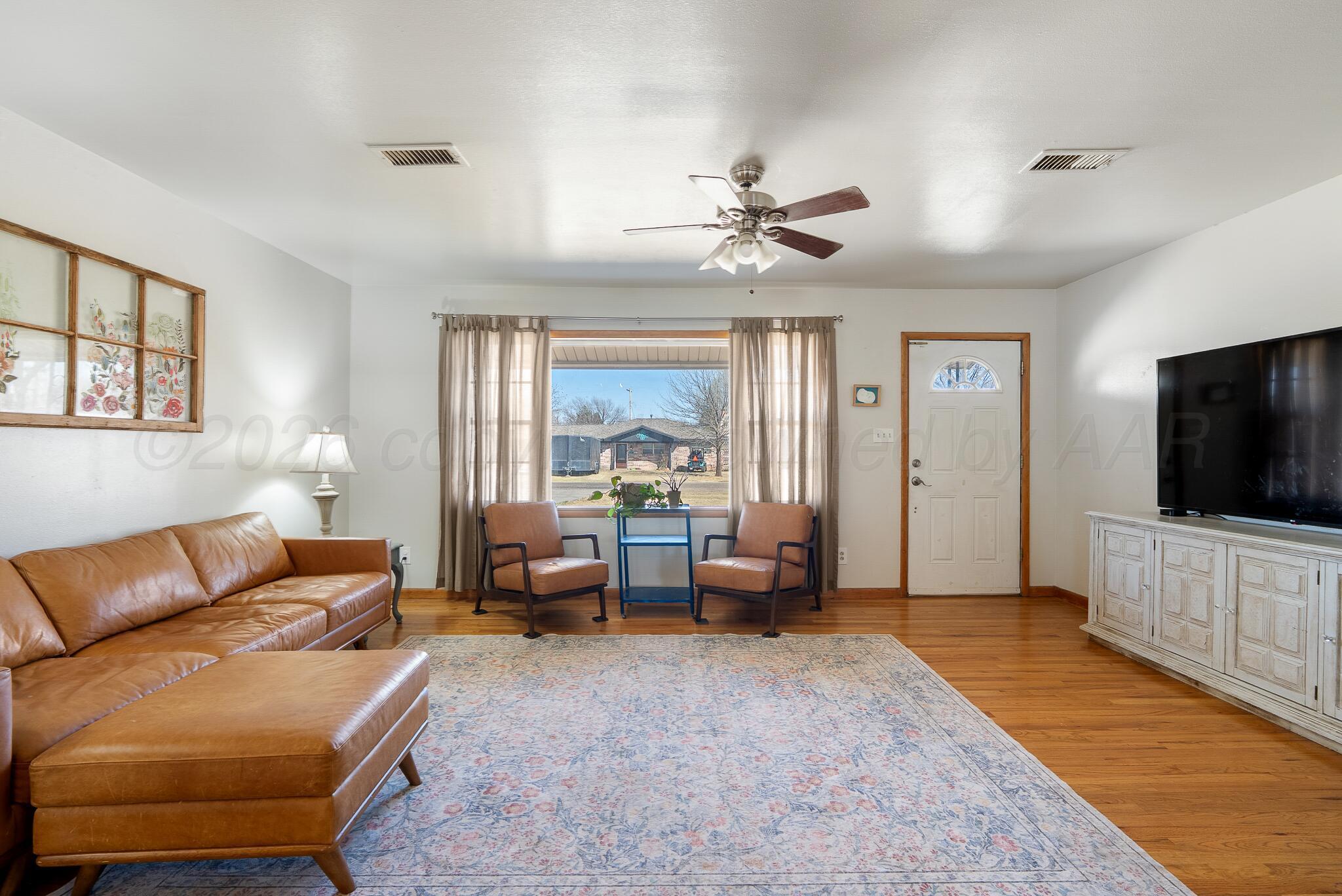 200 Western Street Claude, TX 79019 - Photo 7 of 26 IMG_0163