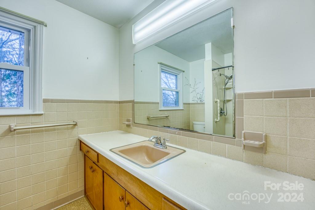 34 Azalea Road Arden, NC 28704 - Photo 38 of 44 Gallery Image 38