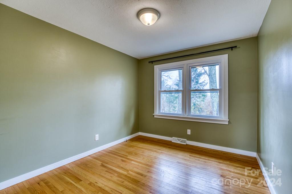 34 Azalea Road Arden, NC 28704 - Photo 40 of 44 Gallery Image 40