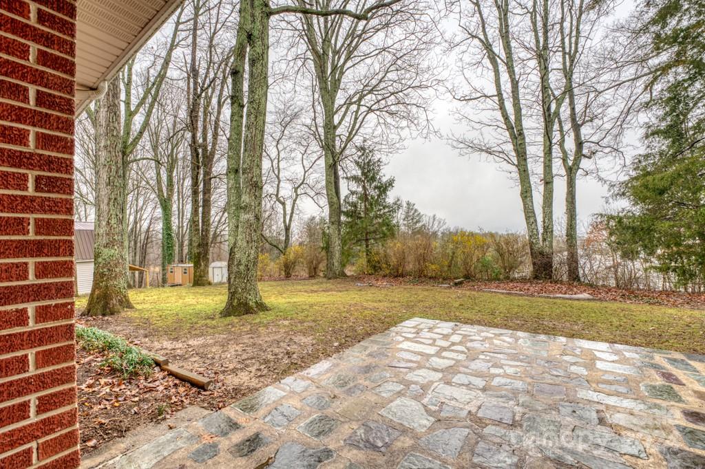 34 Azalea Road Arden, NC 28704 - Photo 9 of 44 Gallery Image 9