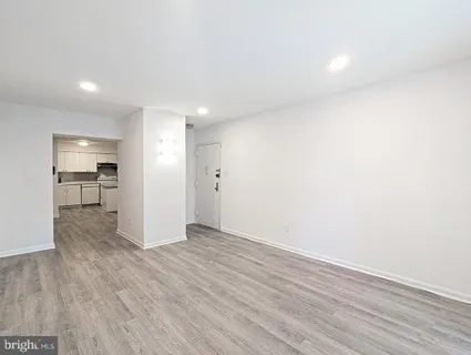 $249,900 | 6141 Edsall Road, Unit B, Alexandria, VA 22304