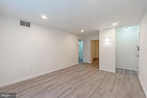 $249,900 | 6141 Edsall Road, Unit B, Alexandria, VA 22304