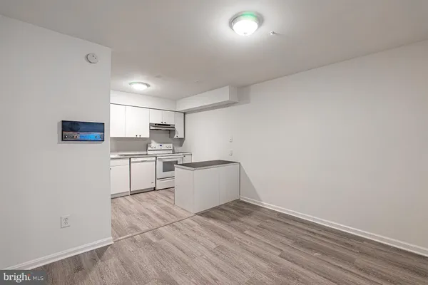 $249,900 | 6141 Edsall Road, Unit B, Alexandria, VA 22304