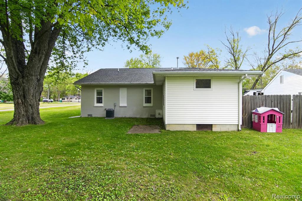1020 Savage Road Belleville, MI 48111 - Photo 44 of 49 Gallery Image 44