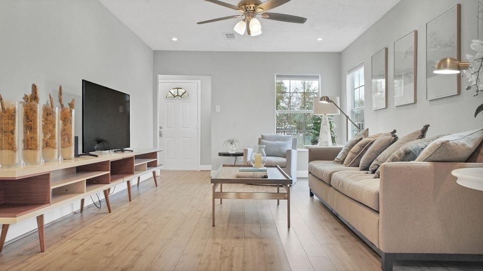 4521 Normandy Way Houston, TX 77021 - Photo 4 of 10