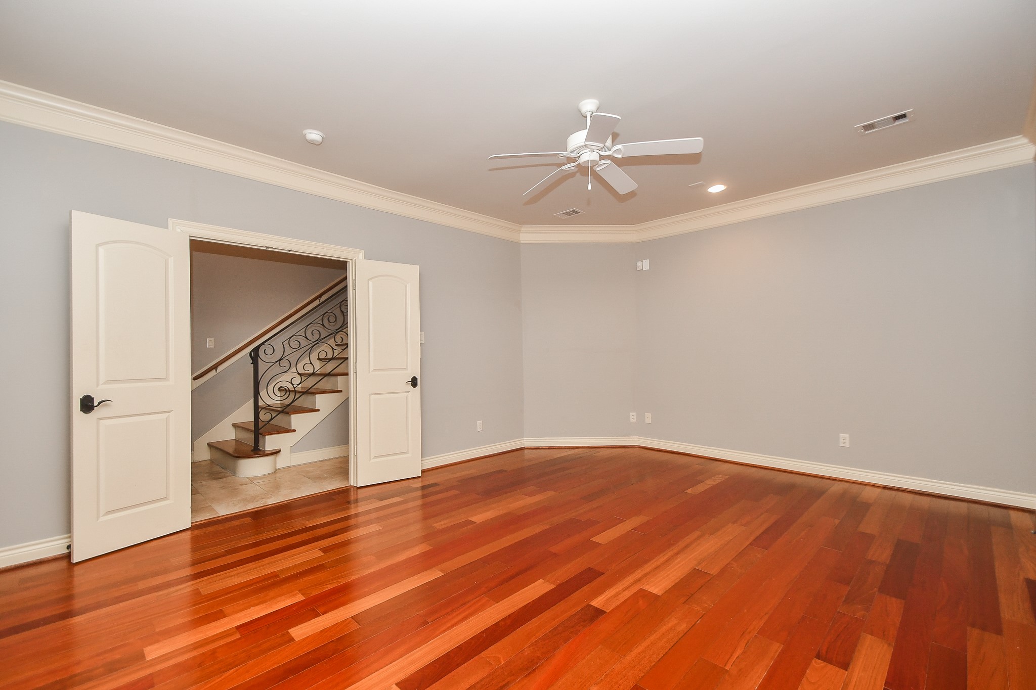 717 Welch Street Houston, TX 77006 - Photo 21 of 24