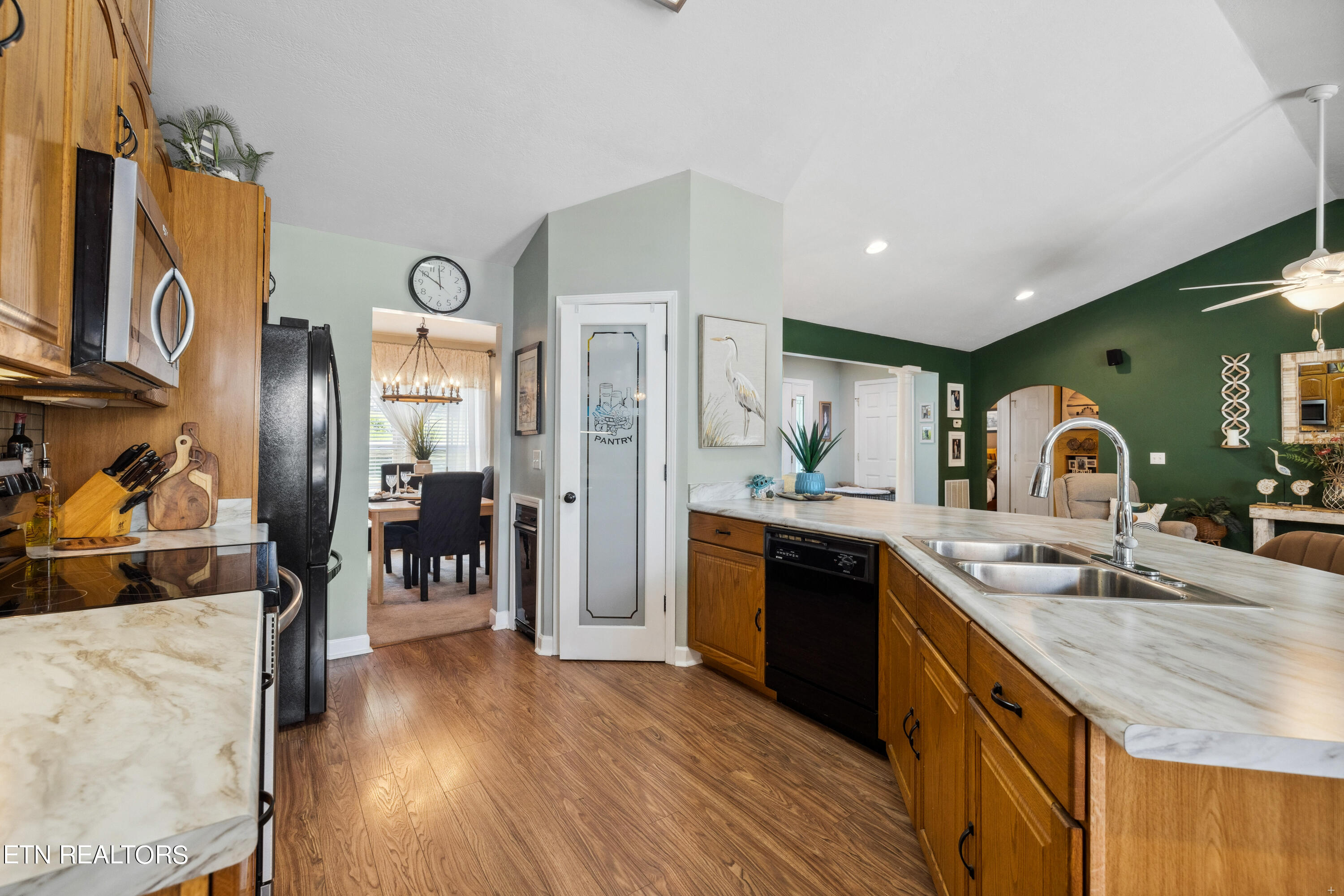 265 Mary Lane Rutledge, TN 37861 - Photo 9 of 36 Positive Perceptions-9