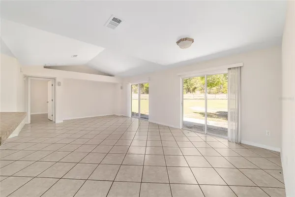 $1,650 | 3005 Northeast 18th Court, Ocala, FL 34479