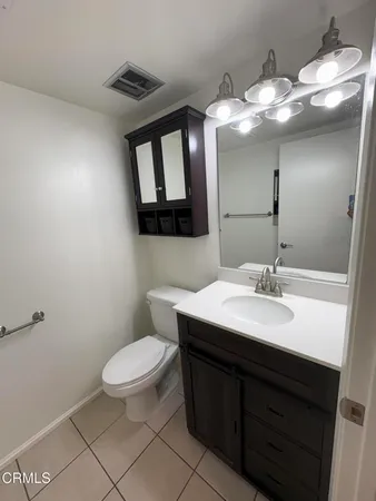 $4,295 | 379 Nevada Avenue, Ventura, CA 93004
