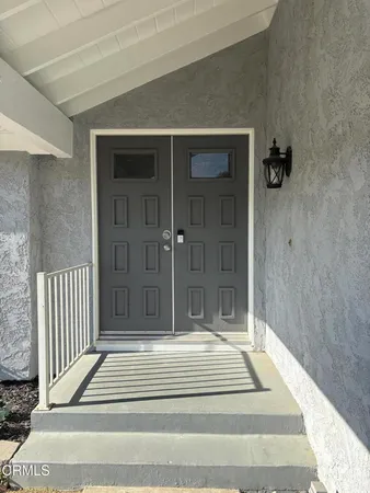 $4,295 | 379 Nevada Avenue, Ventura, CA 93004