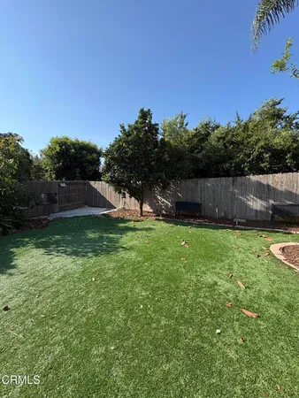 $4,295 | 379 Nevada Avenue, Ventura, CA 93004