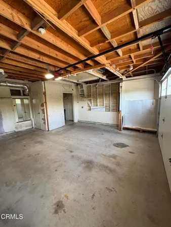 $4,295 | 379 Nevada Avenue, Ventura, CA 93004