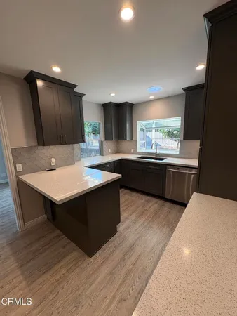 $4,295 | 379 Nevada Avenue, Ventura, CA 93004