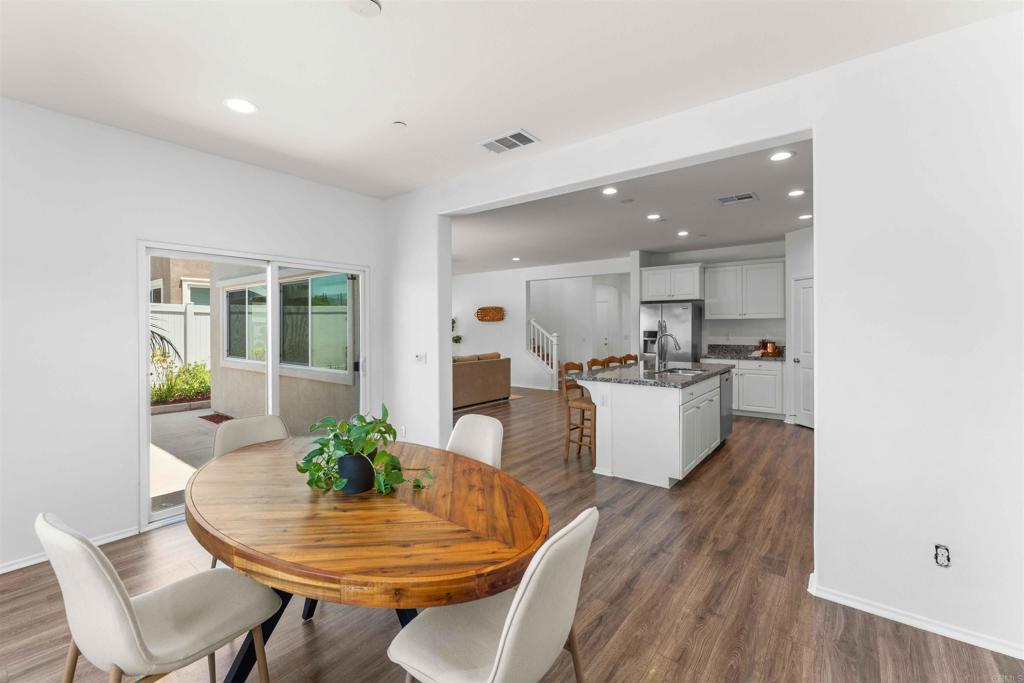 35664 Asturian Way Fallbrook, CA 92028 - Photo 11 of 56