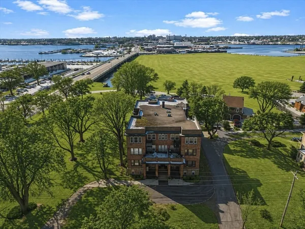 $339,000 | 138 South Main Street, Unit 13, Fairhaven, MA 02719