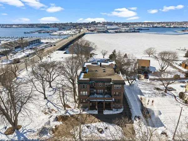 $339,000 | 138 South Main Street, Unit 13, Fairhaven, MA 02719