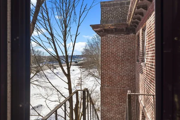 $339,000 | 138 South Main Street, Unit 13, Fairhaven, MA 02719