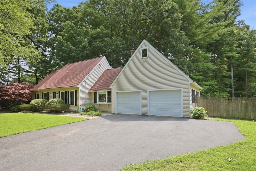 471 Porter Road East Longmeadow, MA 01028 - Photo 31 of 31 Gallery Image 31