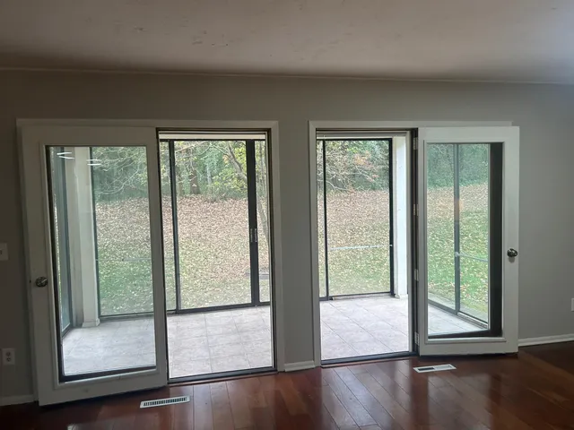 $1,995 | 15105 Lesley Lane, Eden Prairie, MN 55346