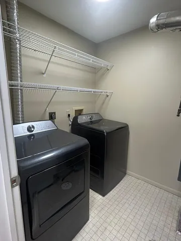 $1,995 | 15105 Lesley Lane, Eden Prairie, MN 55346