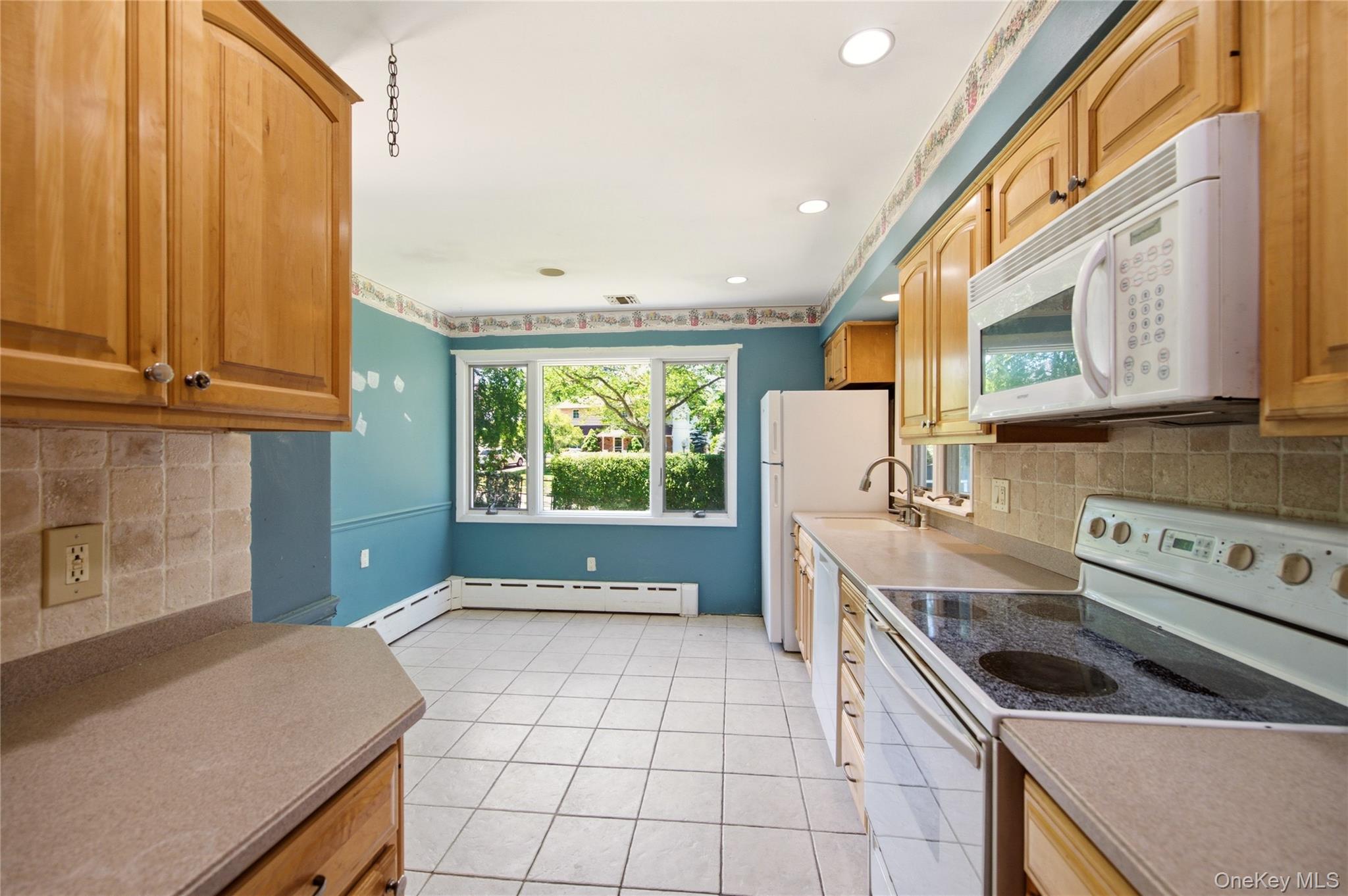 58 Juniper Road Kings Park, NY 11754 - Photo 10 of 33