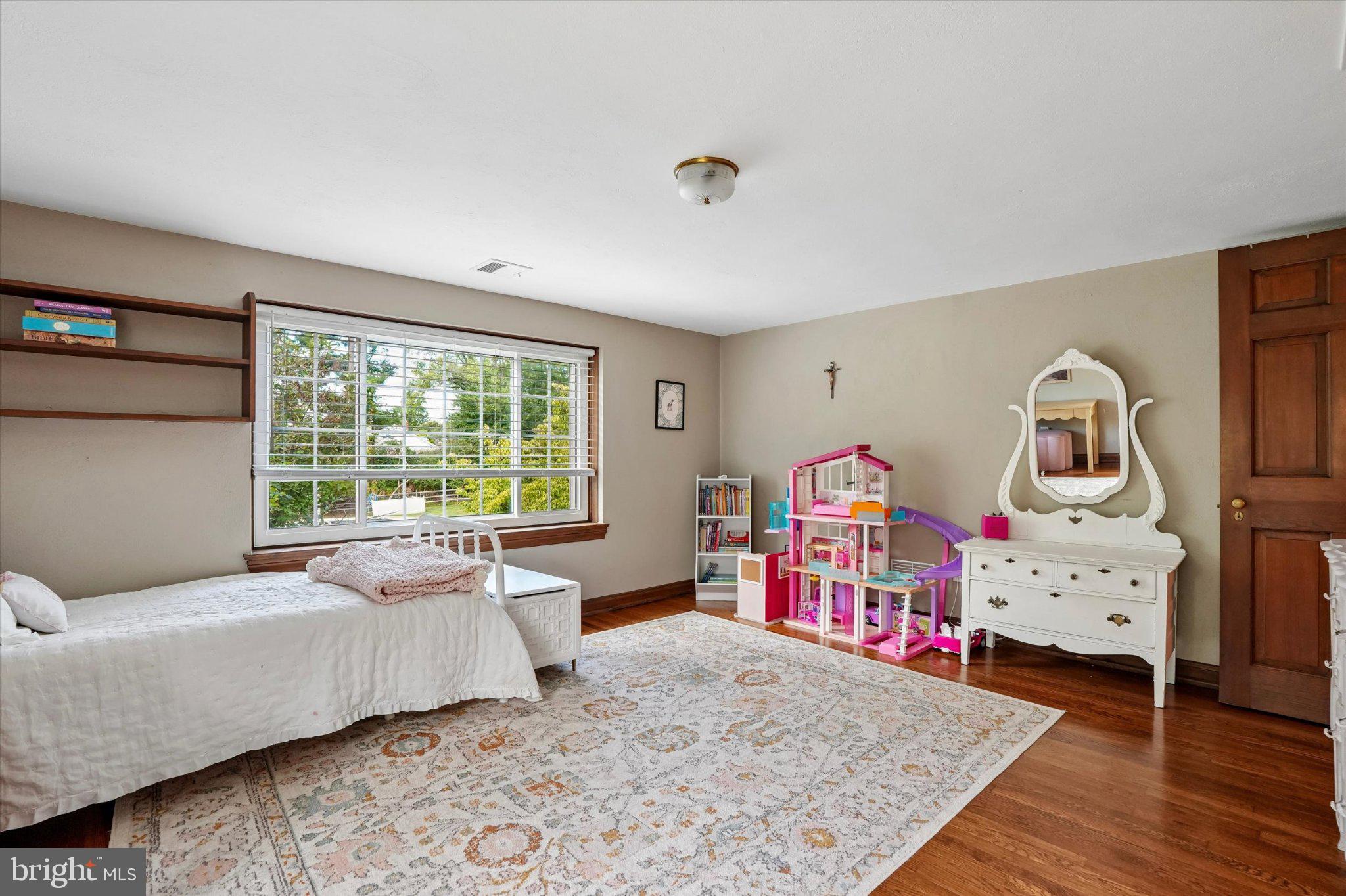 117 East Mill Road Flourtown, PA 19031 - Photo 27 of 47 Gallery Image 27