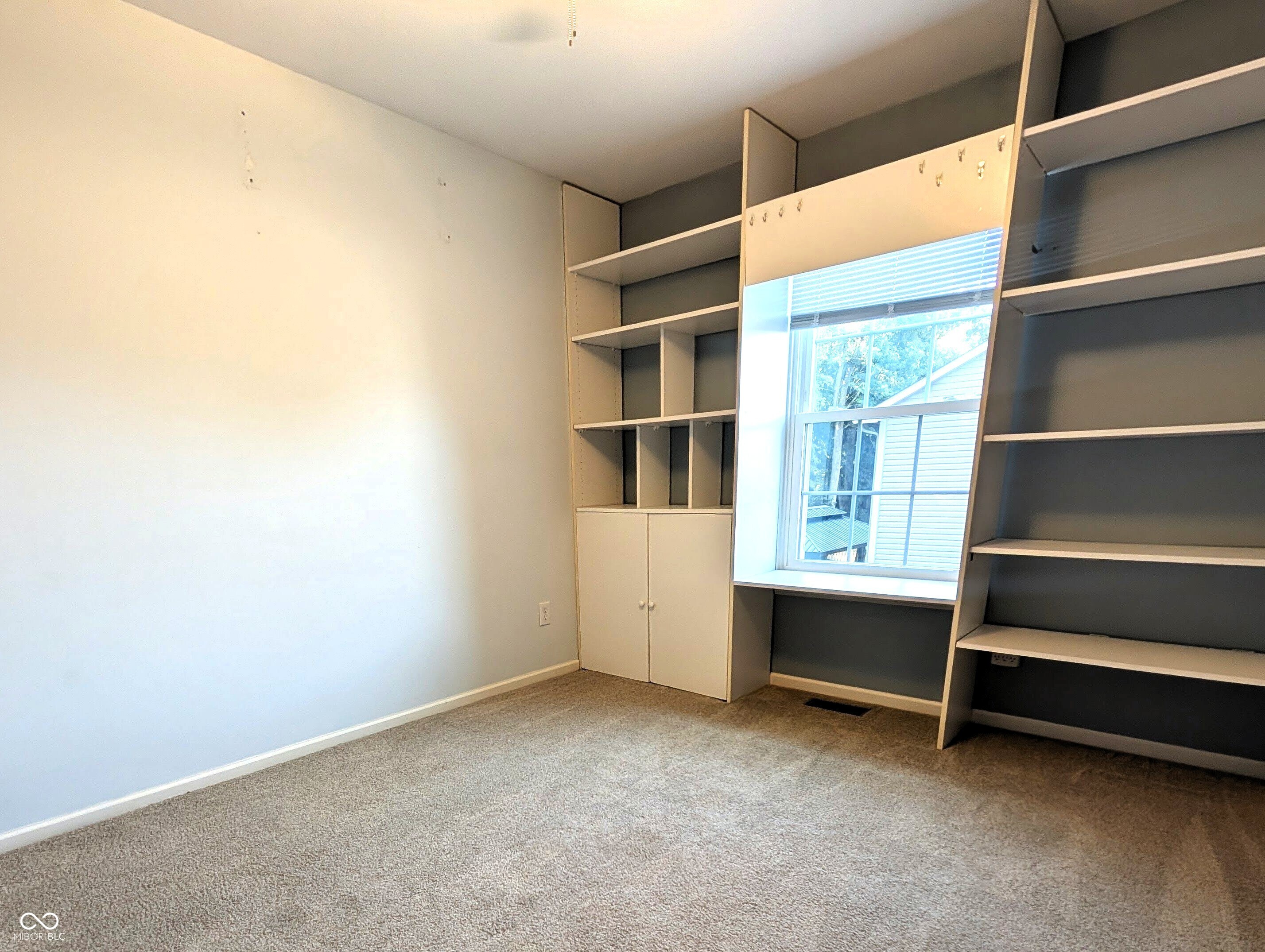 2879 Prairie Stream Way Columbus, IN 47203 - Photo 37 of 55