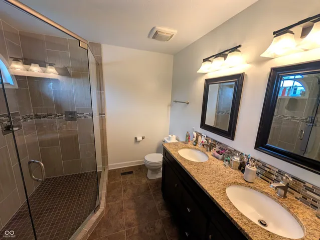 $344,900 | 2879 Prairie Stream Way, Columbus, IN 47203