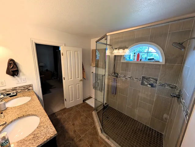 $344,900 | 2879 Prairie Stream Way, Columbus, IN 47203