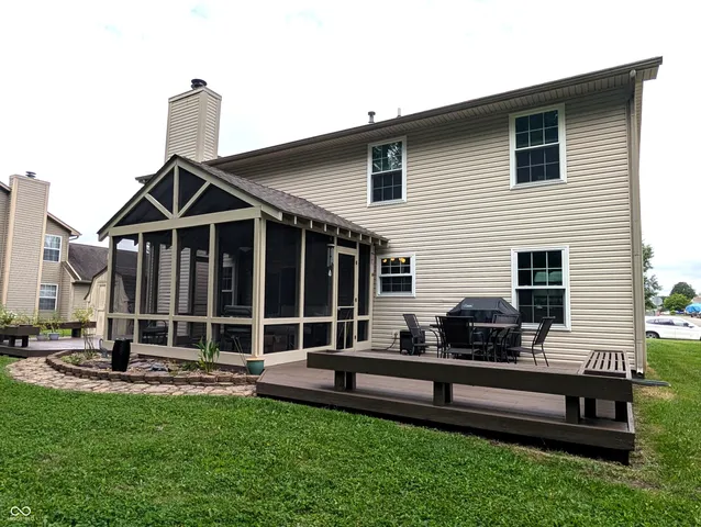 $344,900 | 2879 Prairie Stream Way, Columbus, IN 47203