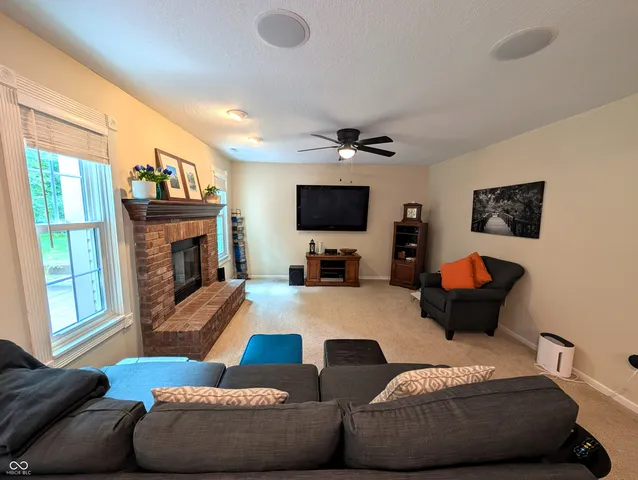 $344,900 | 2879 Prairie Stream Way, Columbus, IN 47203