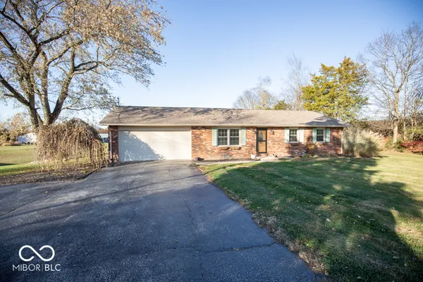 $199,000 | 2990 East County Road 150 South, North Vernon, IN 47265