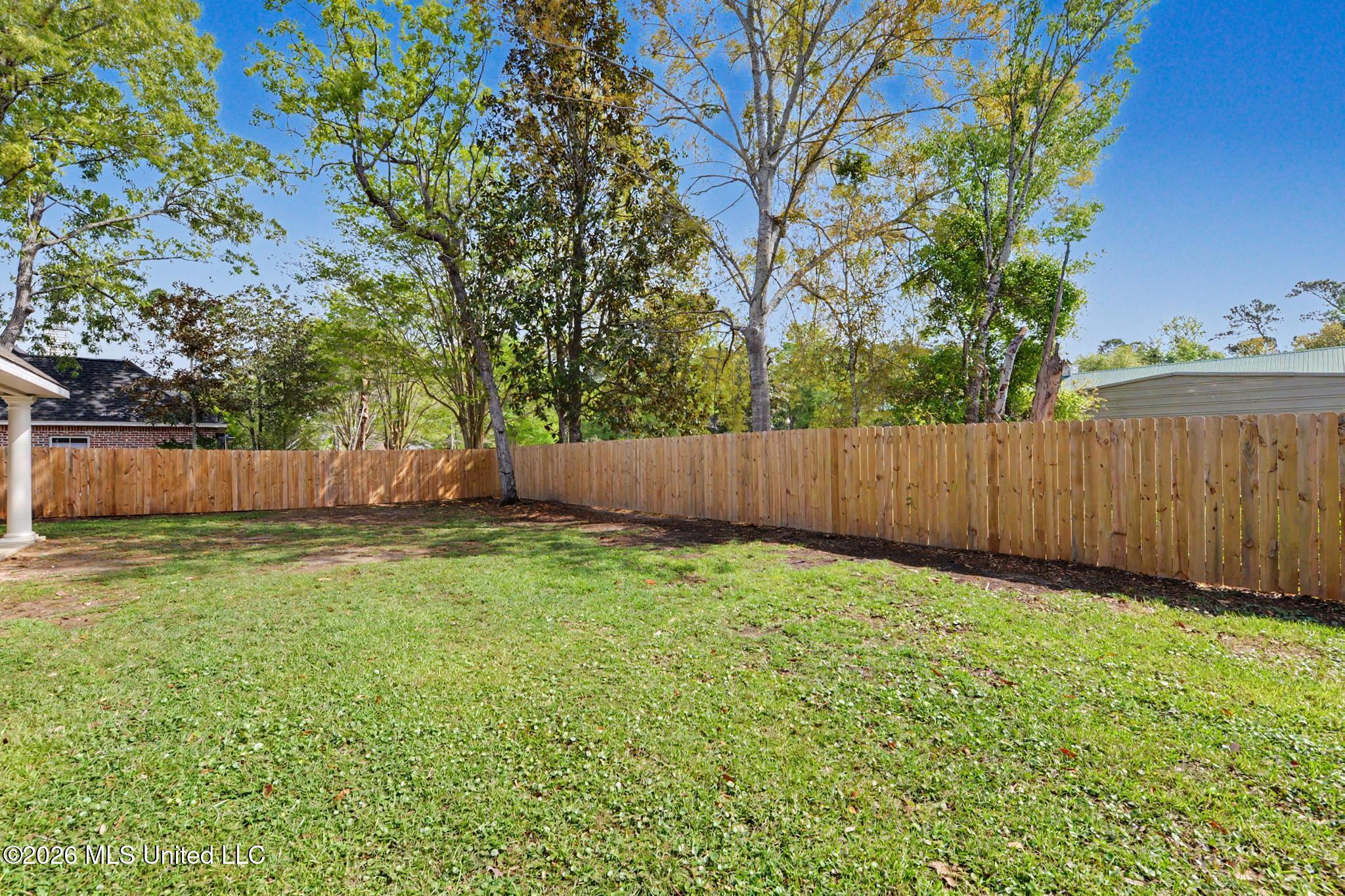 720 Oleander Lane Biloxi, MS 39532 - Photo 27 of 29 027