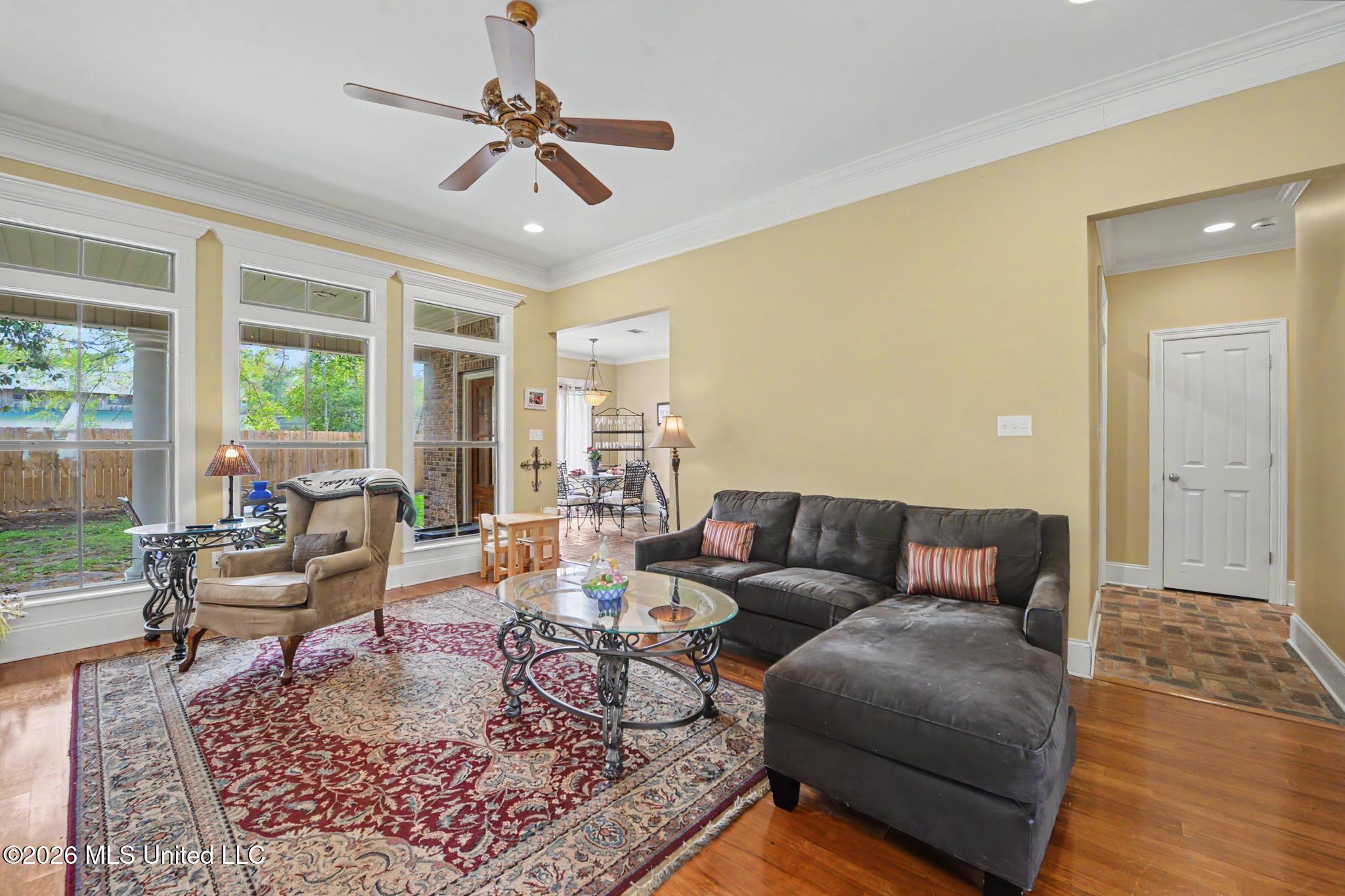 720 Oleander Lane Biloxi, MS 39532 - Photo 7 of 29 007