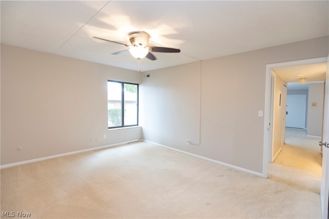 22938 Mastick Road, Unit 102 Fairview Park, OH 44126 - Photo 18 of 35