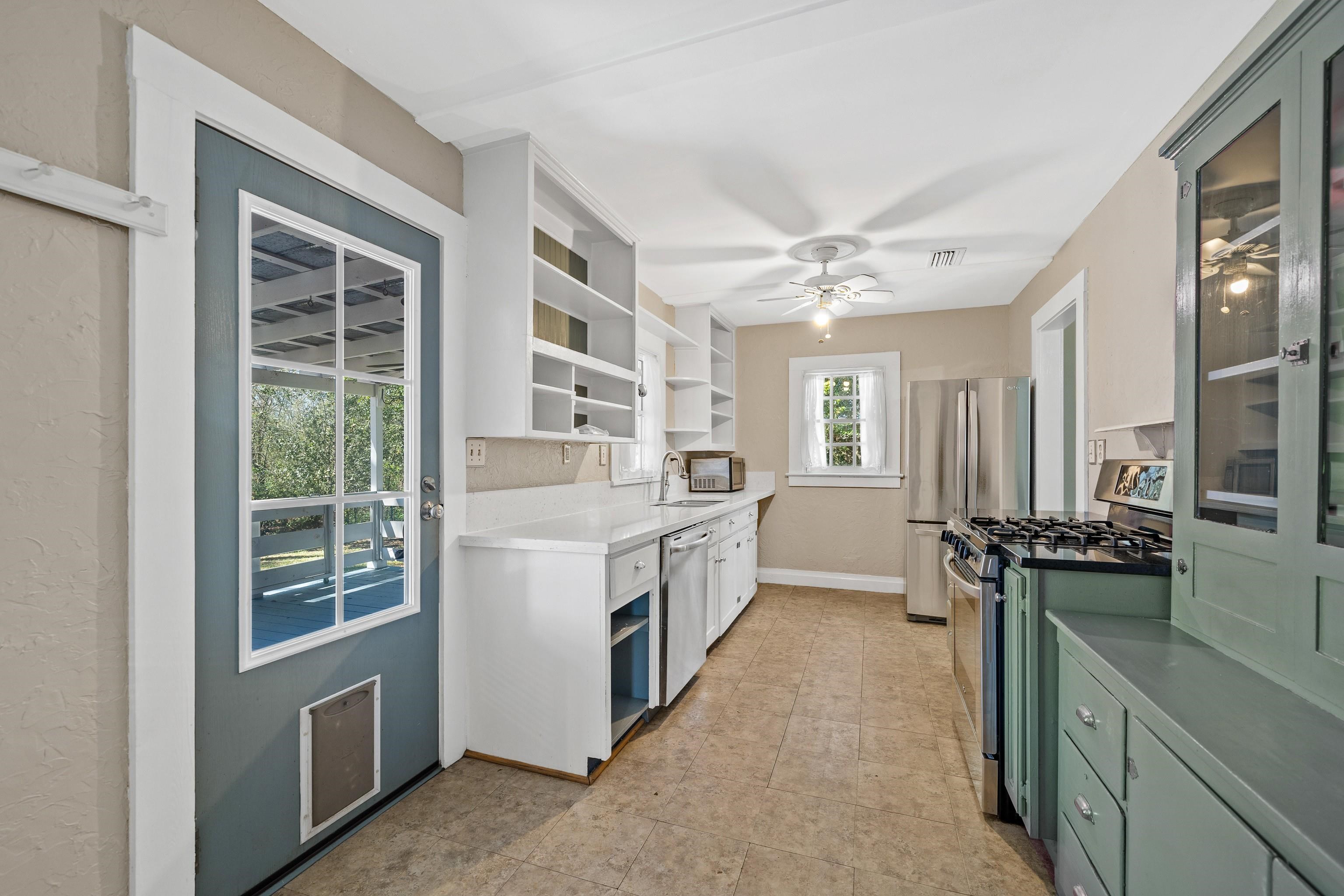 801 North Pine Street Foley, AL 36535 - Photo 12 of 27
