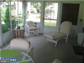 305 Colonial Road Edgewater Park, NJ 08010 - Photo 12 of 12 Sun Room