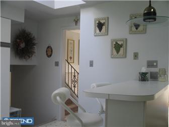 305 Colonial Road Edgewater Park, NJ 08010 - Photo 7 of 12 Kitchen