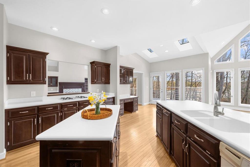 2230 Huntingdon Court Gainesville, GA 30506 - Photo 13 of 62