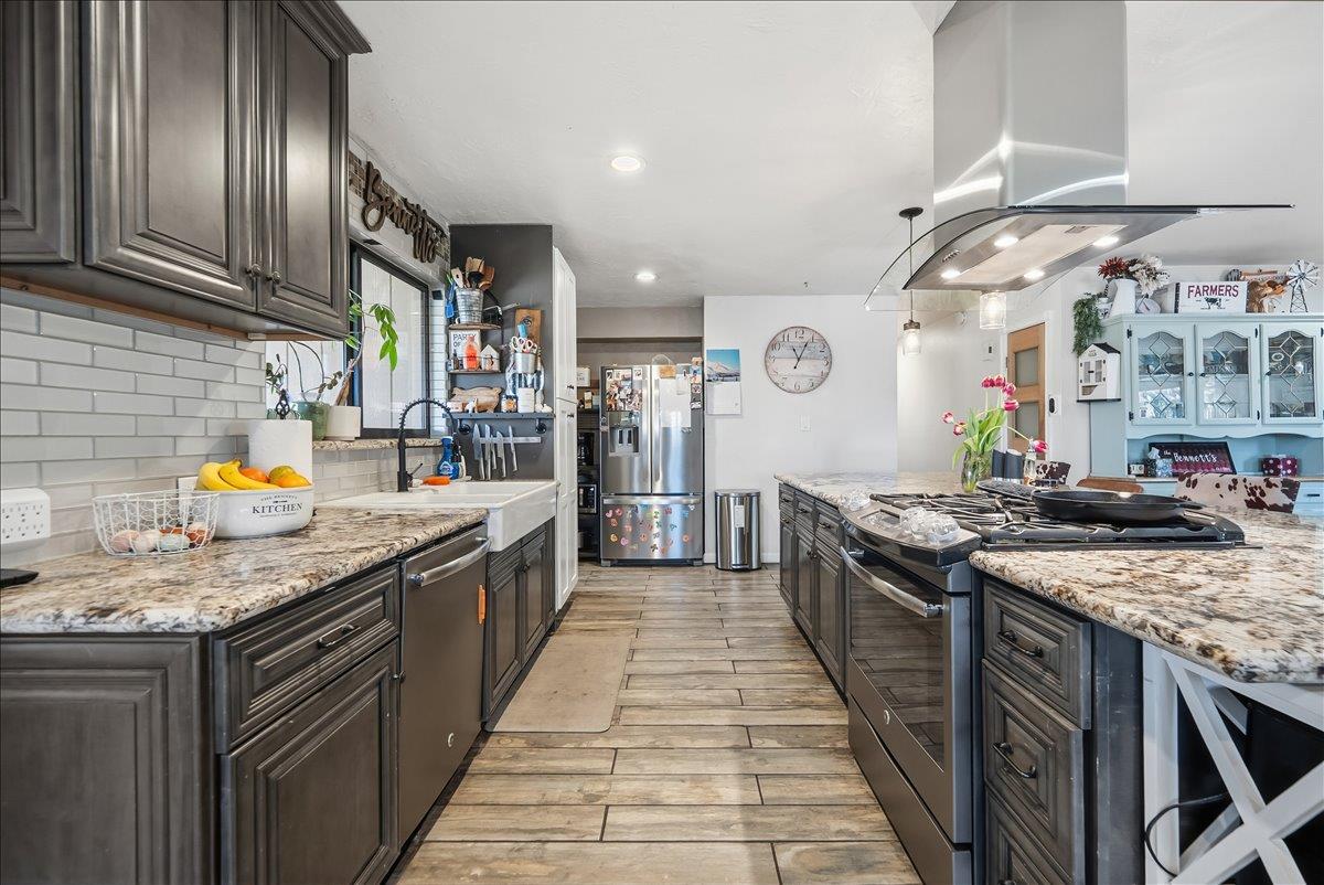 10585 Joeger Road Auburn, CA 95602 - Photo 11 of 35