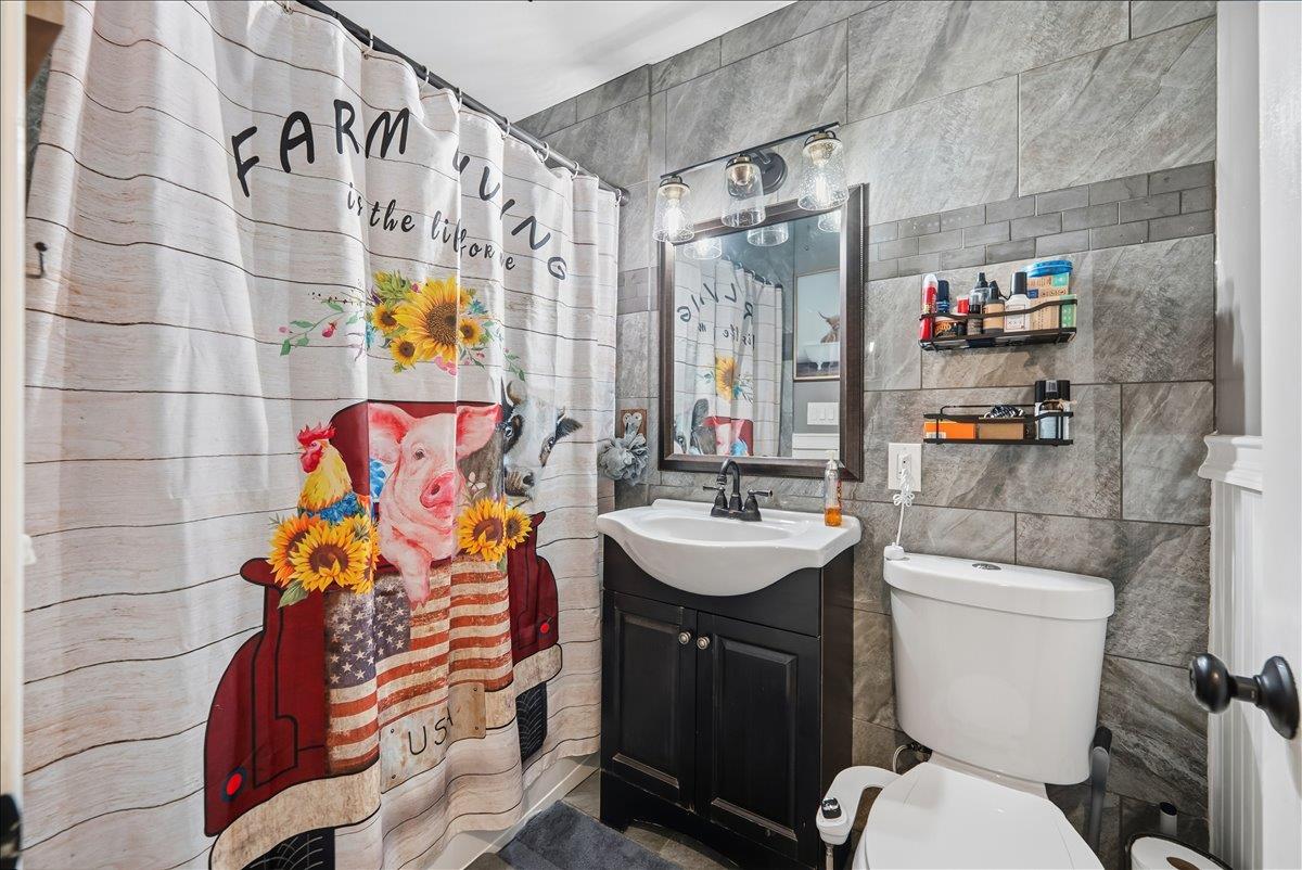 10585 Joeger Road Auburn, CA 95602 - Photo 19 of 35