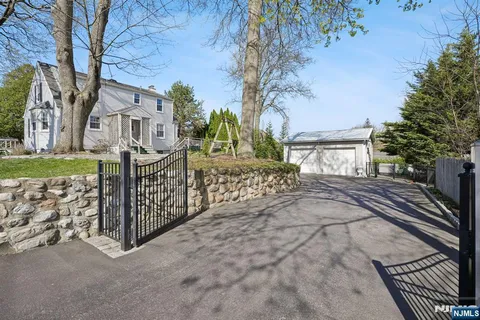a view of backyard of a house