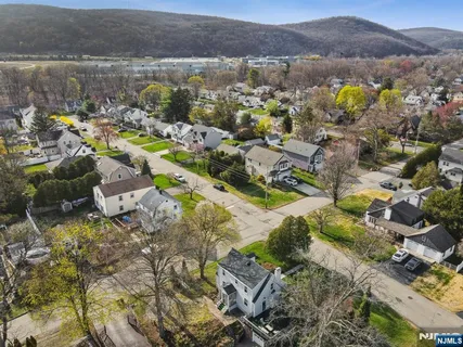 $775,000 | 122 Johnson Avenue, Mahwah, NJ 07430