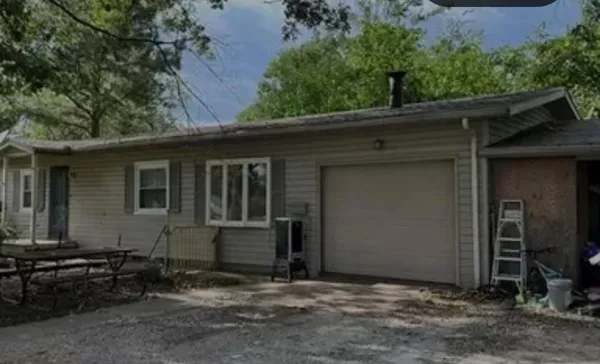 $109,000 | 300 North Cayuga Street, Frontenac, KS 66763