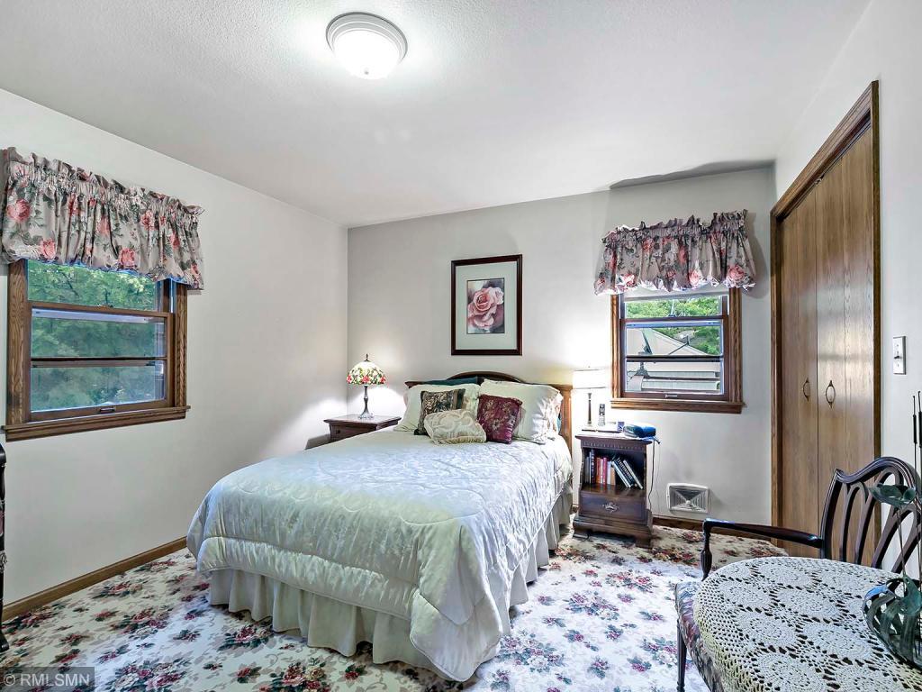 5416 Countryside Road Edina, MN 55436 - Photo 15 of 39 Gallery Image 15