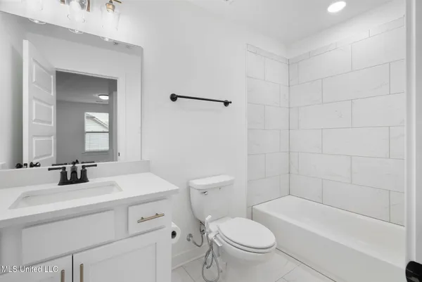 $539,999 | 9573 Pk Trl Road, Olive Branch, MS 38654