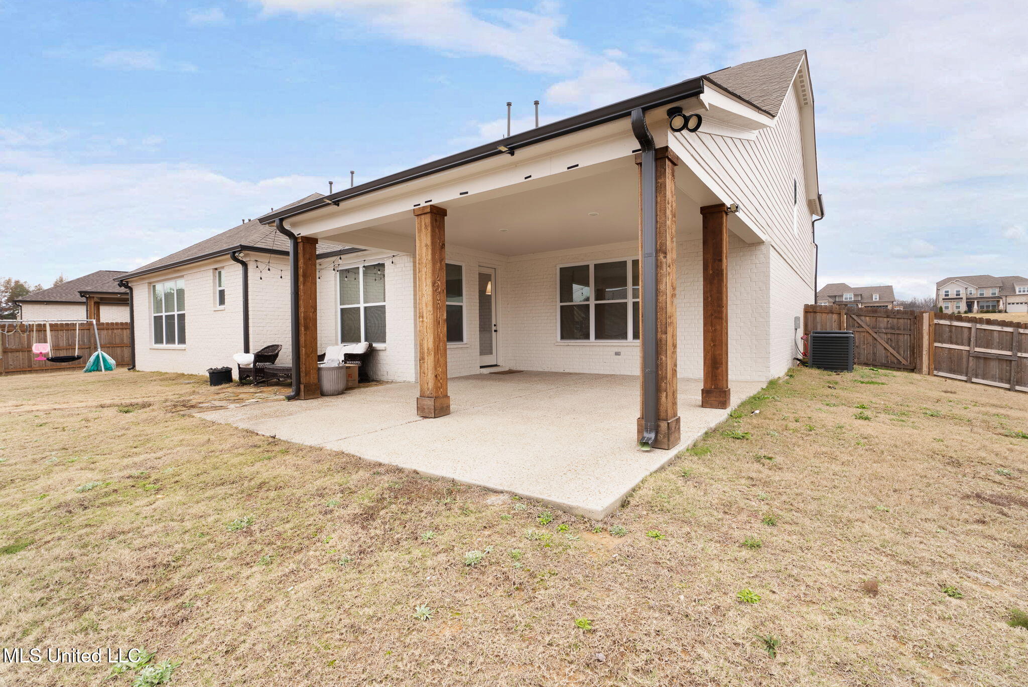 9573 Pk Trl Road Olive Branch, MS 38654 - Photo 31 of 39 30-web-or-mls-9573 Pk Trl Rd%0A-29