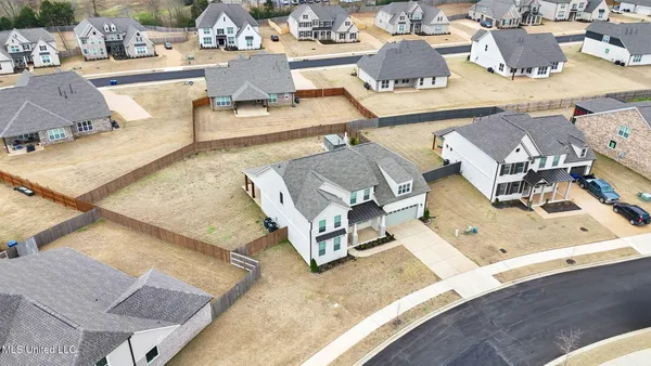 $539,999 | 9573 Pk Trl Road, Olive Branch, MS 38654